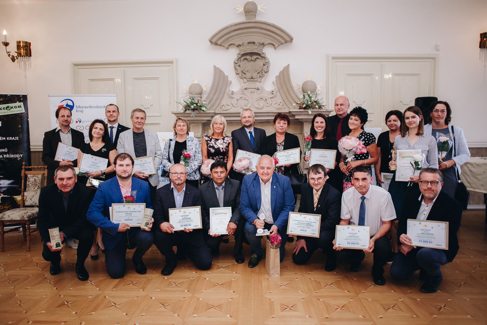 Keramická popelnice Frýdek 128